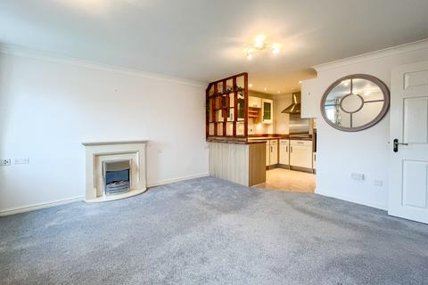 1 bedroom retirement property for sale, Somerton Road, Street, BA16