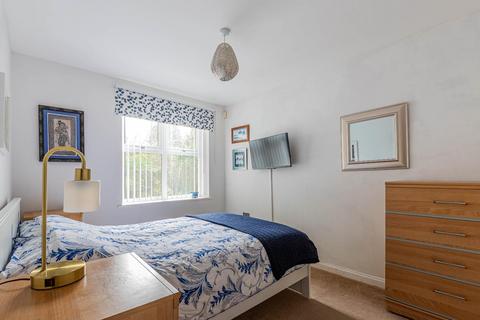 2 bedroom ground floor flat for sale, Fidlas Road, Cardiff CF14