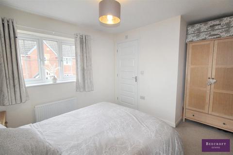 12 Barron Road, Brampton Bierlow, Rotherham, S63 6FZ