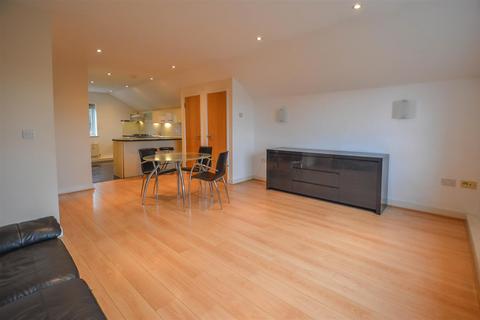 2 bedroom apartment for sale, Coptfold Road, Brentwood