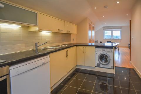 2 bedroom apartment for sale, Coptfold Road, Brentwood