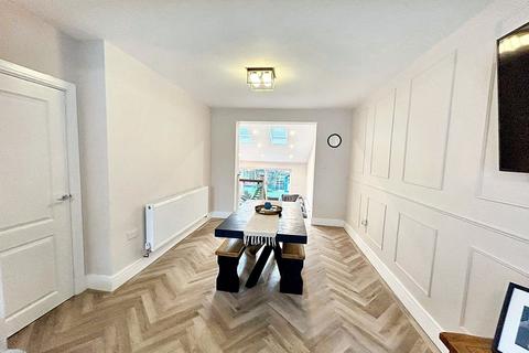 55 Lambton Road, Worsley, Manchester, M28 2SU