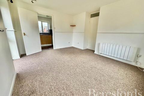 2 bedroom apartment for sale, Dorchester End, Colchester, CO2