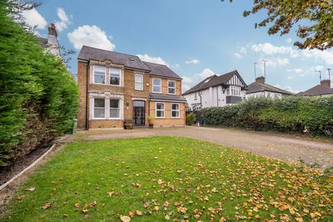 8 bedroom detached house for sale, Avenue Road, Kent