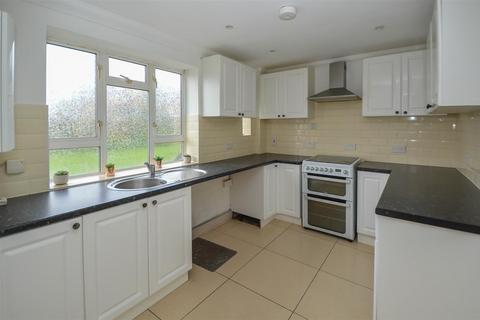 2 bedroom apartment for sale, Station Road, West Horndon, Brentwood