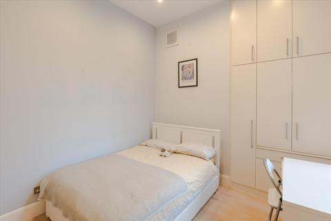 2 bedroom flat for sale, Elgin Avenue, Maida Vale W9