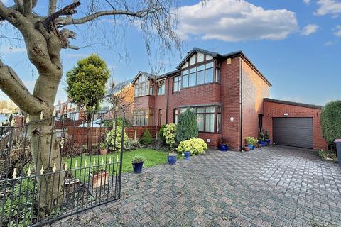 3 bedroom property for sale, Ellenbrook Road, Manchester M28