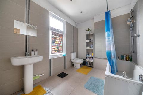 10 Queens Road, Welling, DA16 3EA