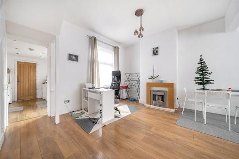 10 Queens Road, Welling, DA16 3EA