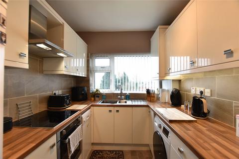4 Croydon Avenue, Royton, Oldham, OL2 5YE