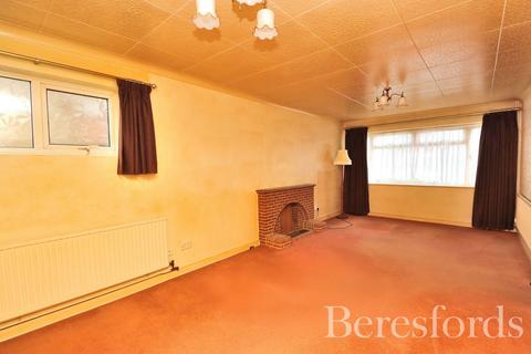 4 bedroom detached house for sale, Lawn Lane, Chelmsford, CM1