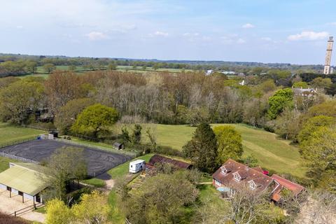 4 bedroom detached house for sale, Barrows Lane, Sway, Lymington, SO41