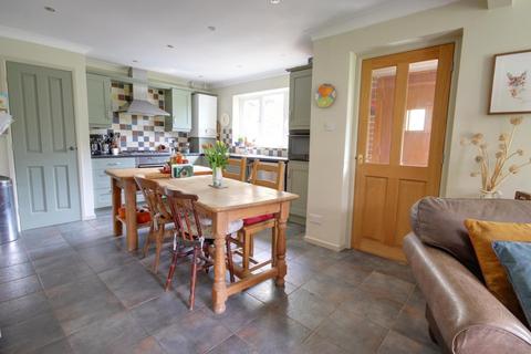 4 bedroom detached house for sale, Barrows Lane, Sway, Lymington, SO41