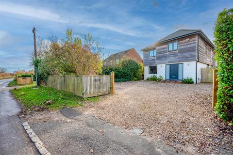 4 bedroom detached house for sale, Reades Lane, Gallowstree Common Reading RG4