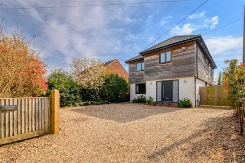 Magnolia Cottage Reades Lane, Gallowstree Common, Reading, RG4 9DP