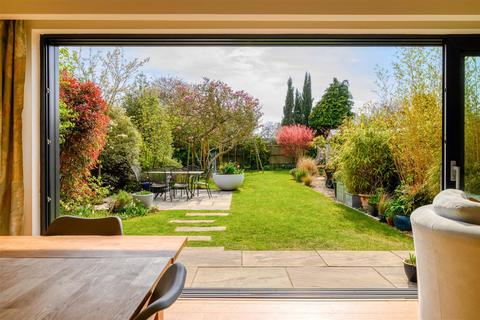 Magnolia Cottage Reades Lane, Gallowstree Common, Reading, RG4 9DP