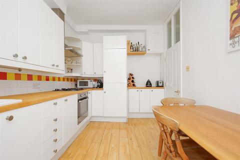 2 bedroom maisonette for sale, Charteris Road, Finsbury Park