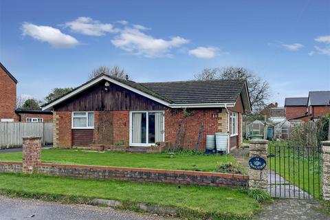 3 bedroom detached bungalow for sale, Green Lane, Sonning Common Reading RG4