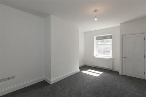 2 bedroom flat to rent, Cow Pasture Road, Ilkley, LS29