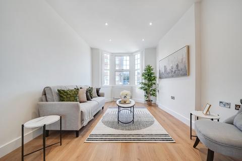 57 Knowles Hill Crescent, London, SE13 6DT