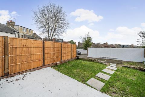 57 Knowles Hill Crescent, London, SE13 6DT
