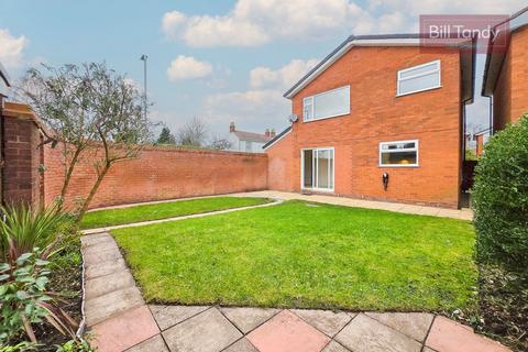 3 bedroom detached house for sale, The Paddock, Lichfield, WS14