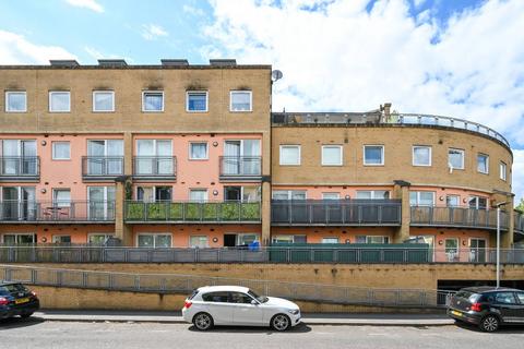 93 Wooldridge Close, Feltham, TW14 8BF