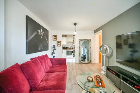 93 Wooldridge Close, Feltham, TW14 8BF