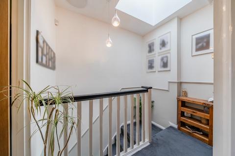 8 Palewell Close, Orpington, BR5 3BX