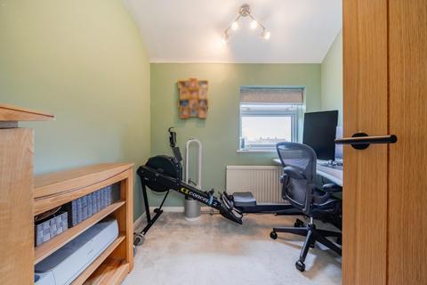8 Palewell Close, Orpington, BR5 3BX