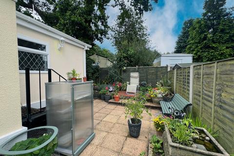 2 bedroom park home for sale, The Crescent, Oaktree Park, St Leonards, Ringwood, Hampshire