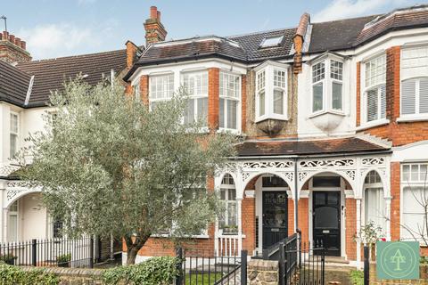 5 bedroom semi-detached house for sale, Derwent Road, N13