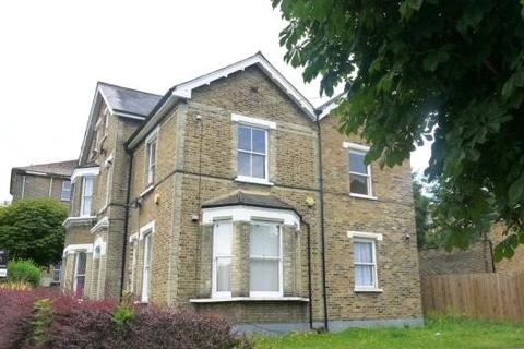 Flat B, 12 Minden Road, London, SE20 8EE