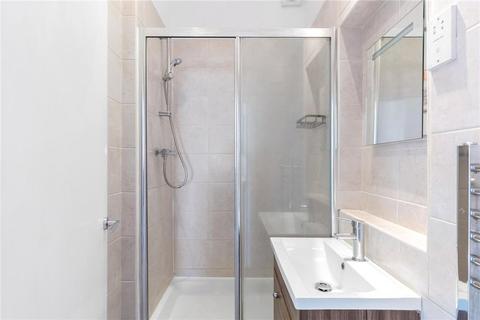 Flat B, 12 Minden Road, London, SE20 8EE