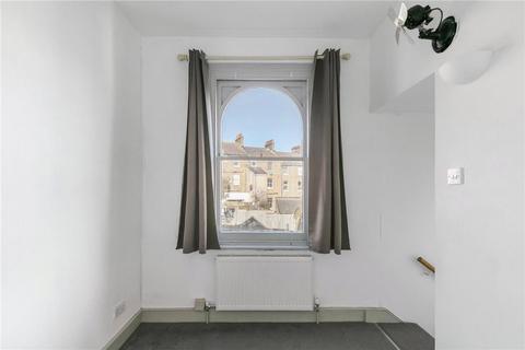 Flat B, 12 Minden Road, London, SE20 8EE