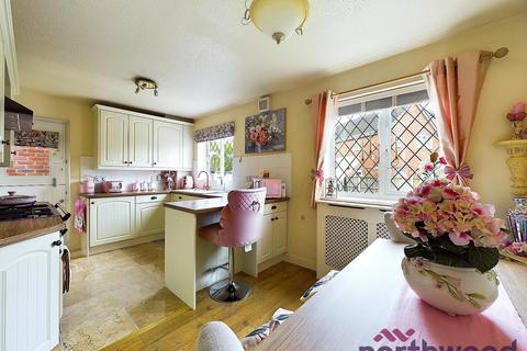 3 bedroom detached house for sale, Ashby Drive, Ettiley Heath, Sandbach, CW11