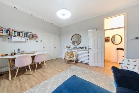 1 bedroom apartment for sale, Thornsett Road, London