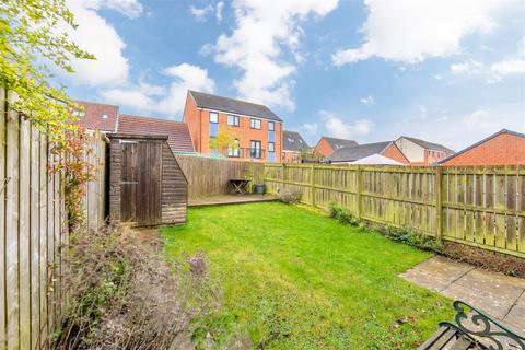 4 bedroom townhouse for sale, Bowden Close, Great Park, NE13