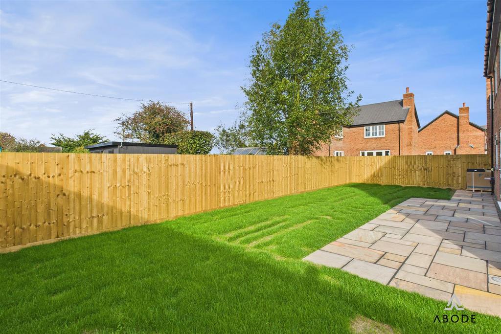 CAM03473 G0-PR0486-STILL006.jpg