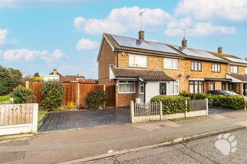 3 bedroom end of terrace house for sale, Kirby Road, Basildon SS14