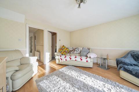 3 bedroom end of terrace house for sale, Owens Way, London