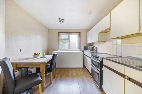 3 bedroom end of terrace house for sale, Owens Way, London