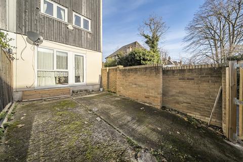 35 Owens Way, London, SE23 1RW