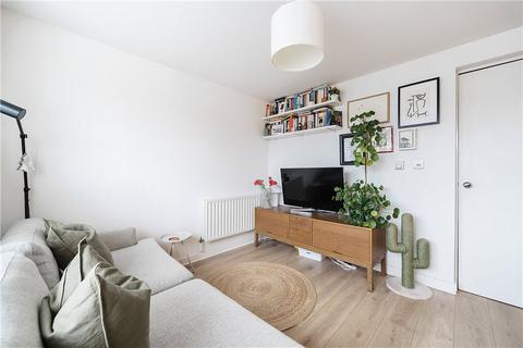 2 bedroom property for sale, Ivydale Road, London