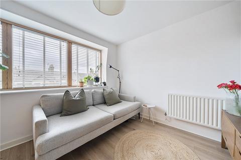 2 bedroom property for sale, Ivydale Road, London