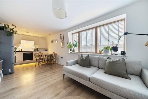 2 bedroom property for sale, Ivydale Road, London