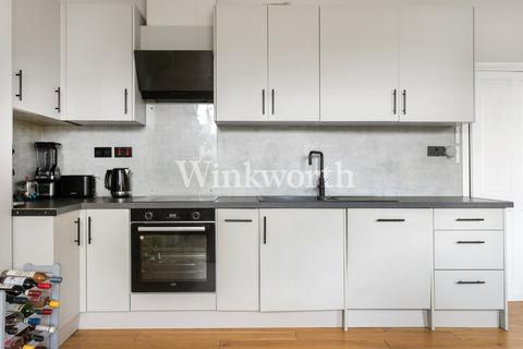 63a Bruce Grove, London, N17 6RN