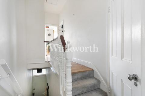 63a Bruce Grove, London, N17 6RN
