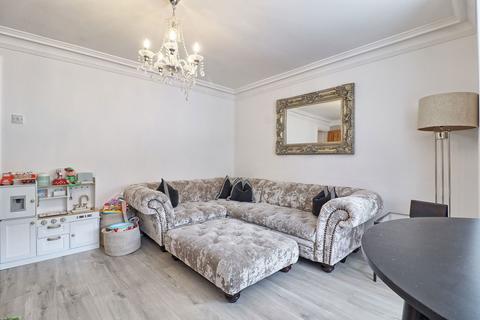 2 bedroom maisonette for sale, Essex Road, Burnham-on-crouch CM0