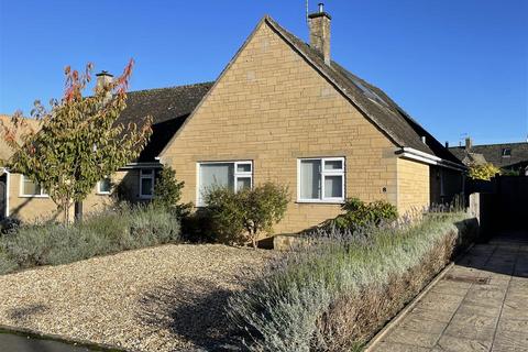 2 bedroom semi-detached bungalow for sale, Roman Way, Bourton-On-The-Water, Cheltenham